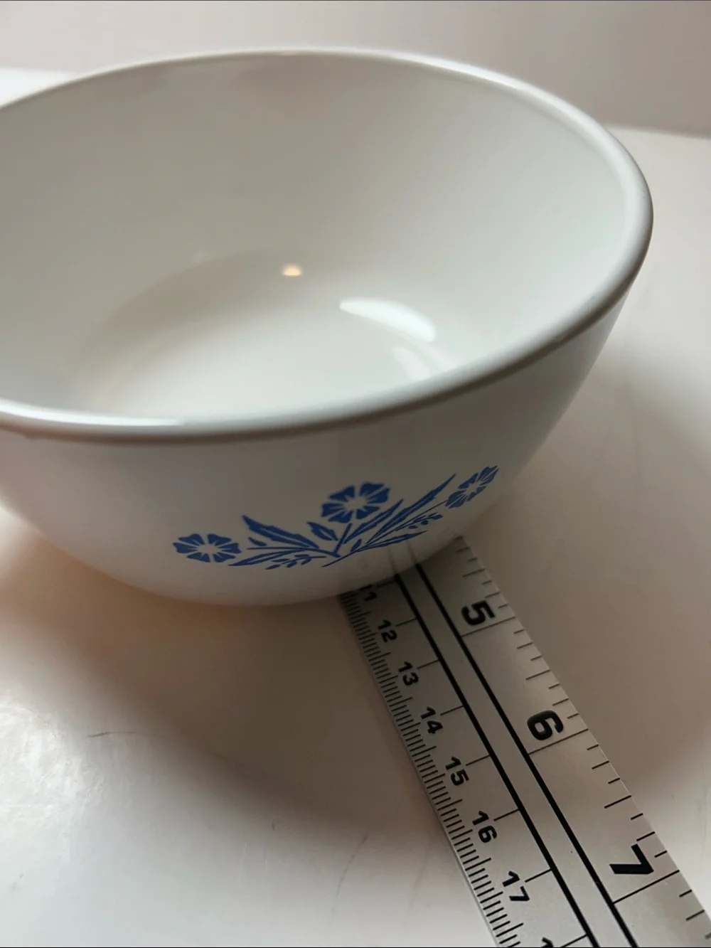 Corning Ware 1 1/2 Pint Cornflower pattern saucepan P82B
